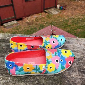 TOMS